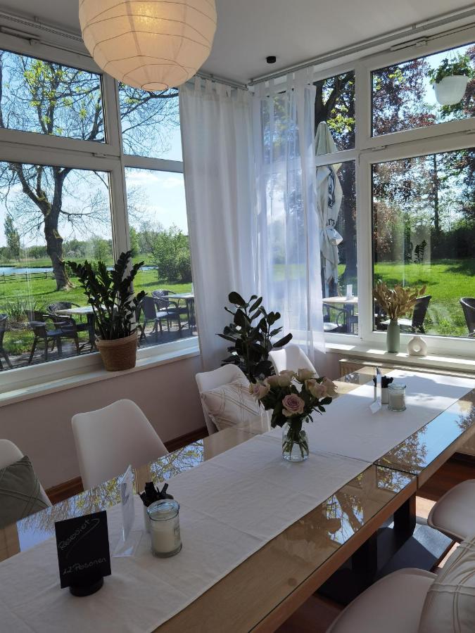 Stedinger Landhotel&Café Berne Exterior foto